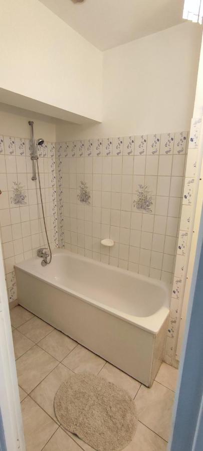 Hypercentre Grand Appartement Lumineux 3 Chambres Parking أجان المظهر الخارجي الصورة