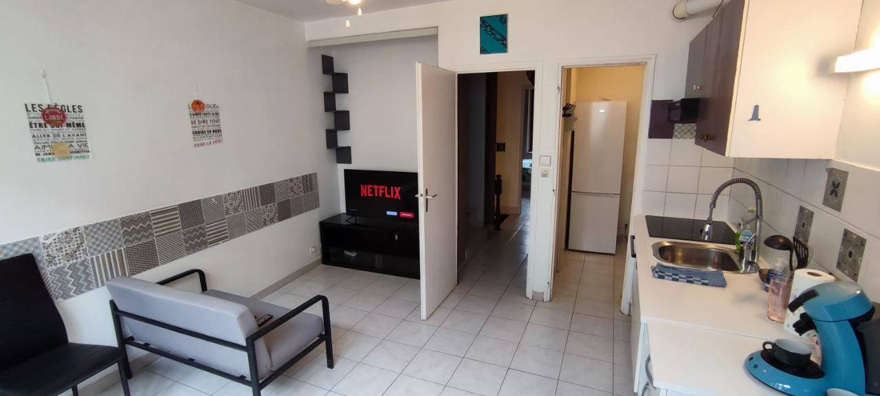 Hypercentre Grand Appartement Lumineux 3 Chambres Parking أجان المظهر الخارجي الصورة