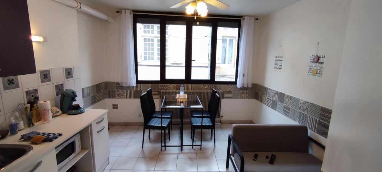 Hypercentre Grand Appartement Lumineux 3 Chambres Parking أجان المظهر الخارجي الصورة